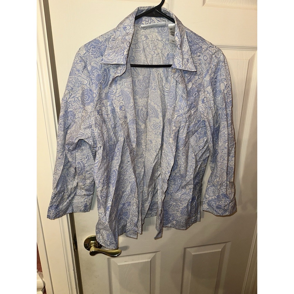 First Issue Women's White With Blue Floral Patten Button Up Long Sleeve Shirt L
